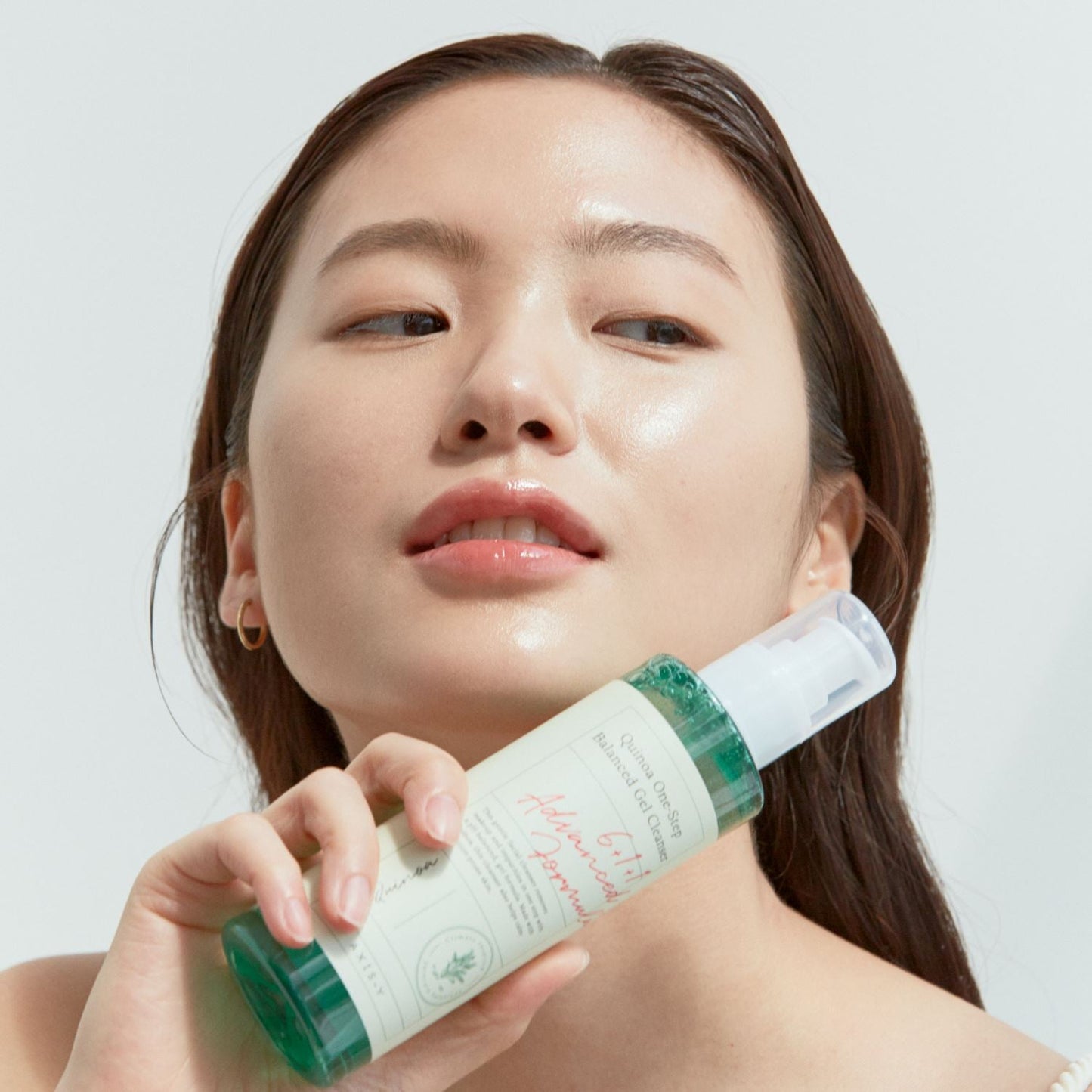 Quinoa one - step balanced gel cleanser